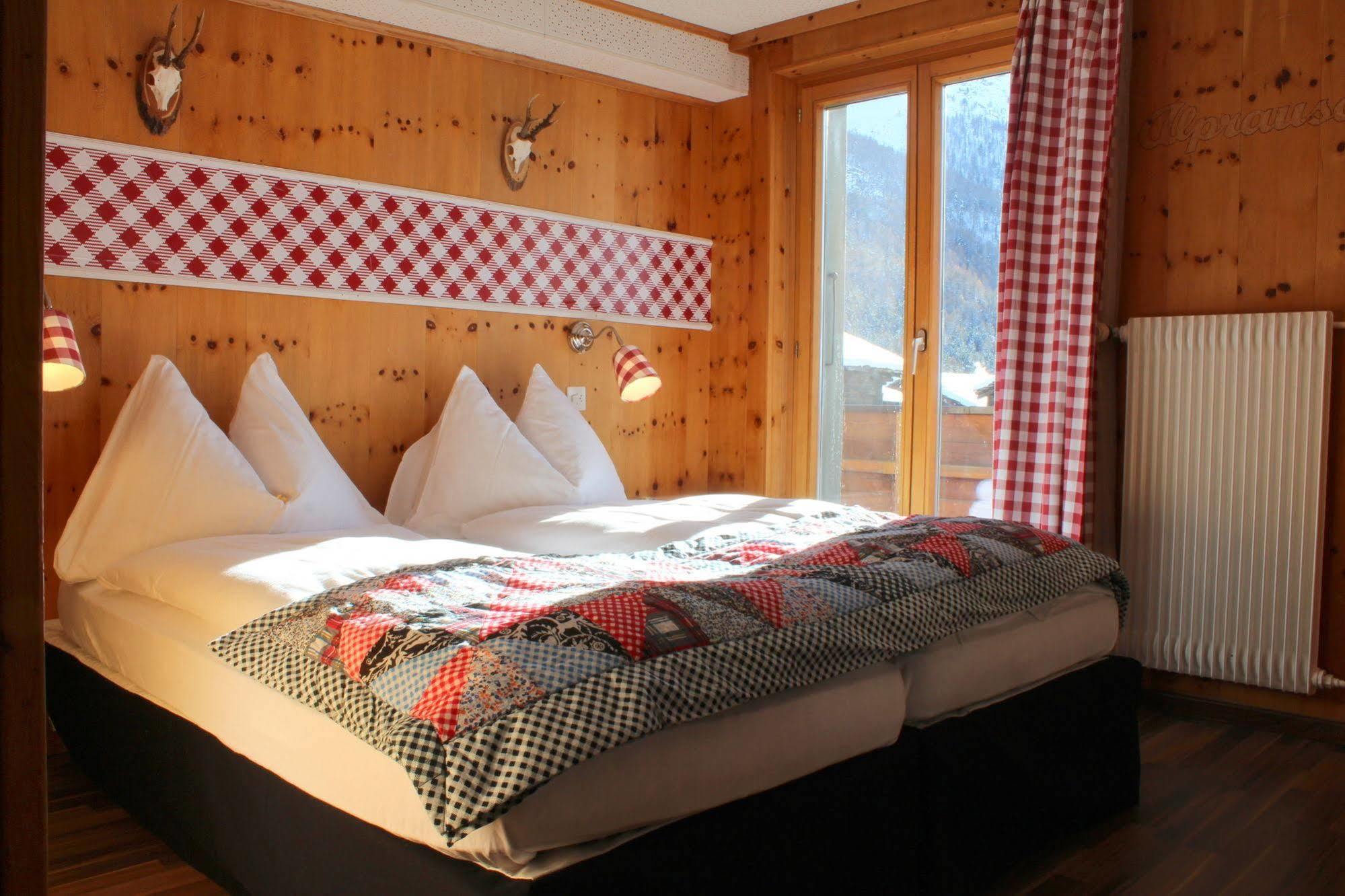 Popcorn! Hotel Saas-Fee Luaran gambar